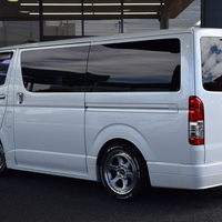 4572 令和3年式 ハイエース スーパーGL ダークプライムⅡ 2WD 2,000cc (ガソリン車) 5人乗車 3.7万kmのサムネイル