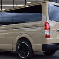 4575 令和6年式 ハイエース スーパーGL 2WD 2,800cc (ディーセル） 5人乗車 50kmのサムネイル