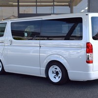 4628 令和6年式 ハイエース スーパーGL ダークプライムⅡ 2WD 2,000cc (ガソリン車) 5人乗車 400kmのサムネイル