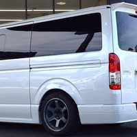 4593 令和4年式 ハイエース スーパーGL ダークプライムⅡ　2WD 2,800cc (ディーゼル車) 5人乗車 8,000kmのサムネイル