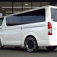 4539 令和5年式 ハイエース スーパーGL ダークプライムⅡ 2WD 2,800cc (ディーゼル車) 5人乗車 1.5万kmのサムネイル