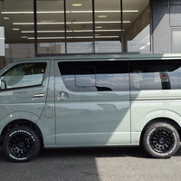 4535 令和6年式 ハイエース スーパーGL 4WD 2,800cc (ディーゼル） 5人乗車 760kmのサムネイル