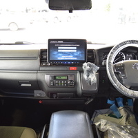 4572 令和3年式 ハイエース スーパーGL ダークプライムⅡ 2WD 2,000cc (ガソリン車) 5人乗車 3.7万kmのサムネイル