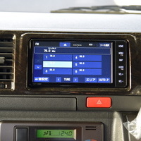 4539 令和5年式 ハイエース スーパーGL ダークプライムⅡ 2WD 2,800cc (ディーゼル車) 5人乗車 1.5万kmのサムネイル