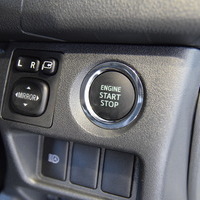 4593 令和4年式 ハイエース スーパーGL ダークプライムⅡ　2WD 2,800cc (ディーゼル車) 5人乗車 8,000kmのサムネイル