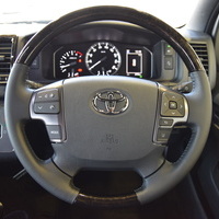 4628 令和6年式 ハイエース スーパーGL ダークプライムⅡ 2WD 2,000cc (ガソリン車) 5人乗車 400kmのサムネイル