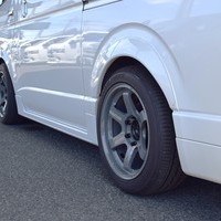 4593 令和4年式 ハイエース スーパーGL ダークプライムⅡ　2WD 2,800cc (ディーゼル車) 5人乗車 8,000kmのサムネイル