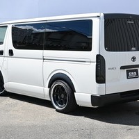 4615 令和5年式 ハイエース DX 2WD 2,000cc (ガソリン車) 3/6人乗車 0.2万kmのサムネイル