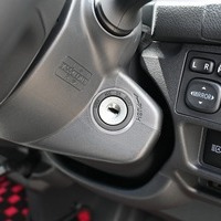 4615 令和5年式 ハイエース DX 2WD 2,000cc (ガソリン車) 3/6人乗車 0.2万kmのサムネイル