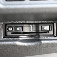 4615 令和5年式 ハイエース DX 2WD 2,000cc (ガソリン車) 3/6人乗車 0.2万kmのサムネイル