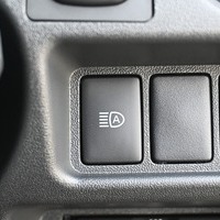 4615 令和5年式 ハイエース DX 2WD 2,000cc (ガソリン車) 3/6人乗車 0.2万kmのサムネイル