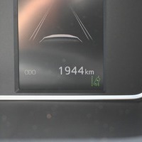 4615 令和5年式 ハイエース DX 2WD 2,000cc (ガソリン車) 3/6人乗車 0.2万kmのサムネイル