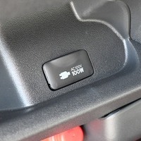 4615 令和5年式 ハイエース DX 2WD 2,000cc (ガソリン車) 3/6人乗車 0.2万kmのサムネイル