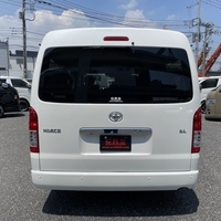 4443　令和6年式　ハイエース　ワゴン　GL　2WD　2700cc　ガソリン車　10人乗り　50kmのサムネイル