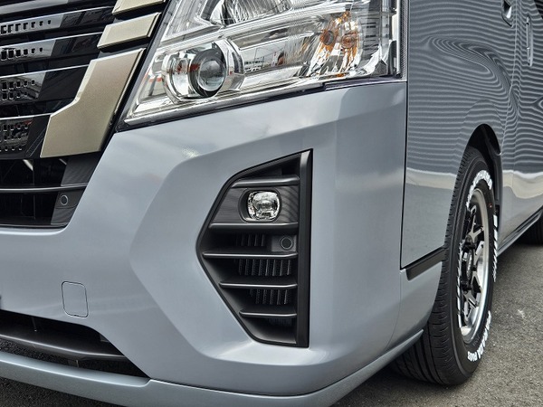 4560 キャラバン GRANDプレミアムGX 2WD 2000cc ガソリン車 5人乗り