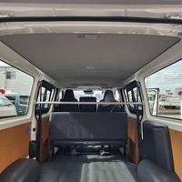4571　令和6年式　ハイエース　DX　4WD　2800cc　ディーゼル車　6人乗り　30kmのサムネイル