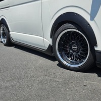 4625　令和1年式　ハイエース　DX　2WD　2800cc　ディーゼル車　5人乗り　6.5万kmのサムネイル