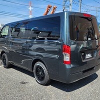 4555　キャラバン　GRANDプレミアムGX　4WD　2400cc　ディーゼル車　5人乗りのサムネイル