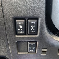4555　キャラバン　GRANDプレミアムGX　4WD　2400cc　ディーゼル車　5人乗りのサムネイル