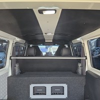 4625　令和1年式　ハイエース　DX　2WD　2800cc　ディーゼル車　5人乗り　6.5万kmのサムネイル