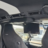 4625　令和1年式　ハイエース　DX　2WD　2800cc　ディーゼル車　5人乗り　6.5万kmのサムネイル