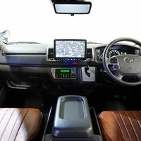 4406 ワイルドパッケージ ハイエース スーパーGL 2WD 2,800CC ディーゼル車 5人乗りのサムネイル