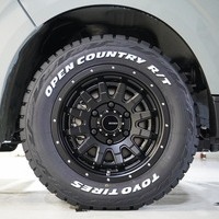 4406 ワイルドパッケージ ハイエース スーパーGL 2WD 2,800CC ディーゼル車 5人乗りのサムネイル