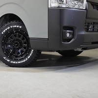 4406 ワイルドパッケージ ハイエース スーパーGL 2WD 2,800CC ディーゼル車 5人乗りのサムネイル