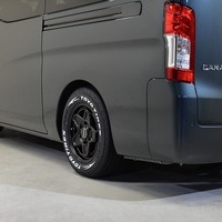 4530 キャラバン GRANDプレミアムGX 2WD 2,400cc (ディーゼル車) 5人乗車のサムネイル