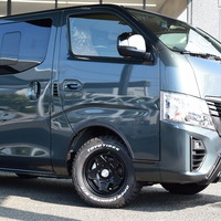 4468 キャラバン GRANDプレミアムGX 4WD 2,400cc (ディーゼル車) 5人乗車　NEWカラーのサムネイル