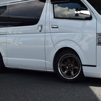 4570 平成29年式 ハイエース スーパーGL  ダークプライム　2WD 2,700cc (ガソリン車) 10人乗車 7.7万kmのサムネイル