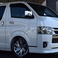 4642 令和5年式 ハイエース スーパーGL ダークプライムⅡ　2WD 2,000cc (ガソリン車) 5人乗車 2,200kmのサムネイル