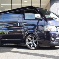 4676 令和4年式 ハイエース ワイドスーパーGL ダークプライムⅡ　2WD 2,700cc (ガソリン車) 5人乗車 2.9万kmのサムネイル