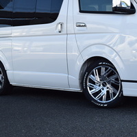 4642 令和5年式 ハイエース スーパーGL ダークプライムⅡ　2WD 2,000cc (ガソリン車) 5人乗車 2,200kmのサムネイル