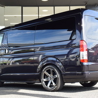 4676 令和4年式 ハイエース ワイドスーパーGL ダークプライムⅡ　2WD 2,700cc (ガソリン車) 5人乗車 2.9万kmのサムネイル