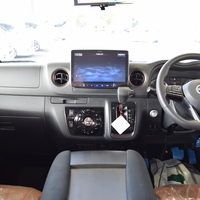 4468 キャラバン GRANDプレミアムGX 4WD 2,400cc (ディーゼル車) 5人乗車　NEWカラーのサムネイル