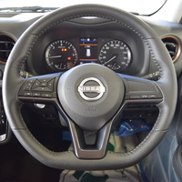 4468 キャラバン GRANDプレミアムGX 4WD 2,400cc (ディーゼル車) 5人乗車　NEWカラーのサムネイル