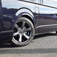 4676 令和4年式 ハイエース ワイドスーパーGL ダークプライムⅡ　2WD 2,700cc (ガソリン車) 5人乗車 2.9万kmのサムネイル