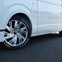 4642 令和5年式 ハイエース スーパーGL ダークプライムⅡ　2WD 2,000cc (ガソリン車) 5人乗車 2,200kmのサムネイル