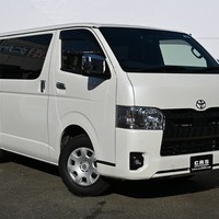 4102 令和6年式 ハイエース スーパーGL ダークプライムⅡ　2WD 2,800cc (ディーゼル) 2/5人乗車 5kmのサムネイル