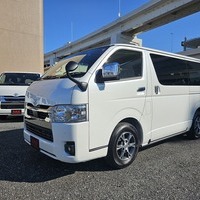4594　令和5年式　ハイエース　スーパーGL　ダークプライムⅡ　2WD　2800cc　ディーゼル車　5人乗り　60kmのサムネイル