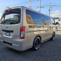 4635　キャラバン　50th　anniversary　2WD　2000cc　ガソリン車　5人乗りのサムネイル