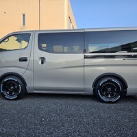 4635　キャラバン　50th　anniversary　2WD　2000cc　ガソリン車　5人乗りのサムネイル