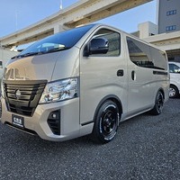 4635　キャラバン　50th　anniversary　2WD　2000cc　ガソリン車　5人乗りのサムネイル