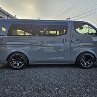 4564　キャラバン　GRANDプレミアムGX　2WD　2400cc　ディーゼル車　5人乗りのサムネイル