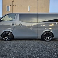 4564　キャラバン　GRANDプレミアムGX　2WD　2400cc　ディーゼル車　5人乗りのサムネイル