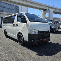 4698　令和4年式　ハイエース　DX　2WD　2000cc　ガソリン車　6人乗り　1.0万kmのサムネイル