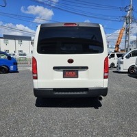 4698　令和4年式　ハイエース　DX　2WD　2000cc　ガソリン車　6人乗り　1.0万kmのサムネイル