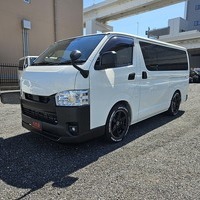 4698　令和4年式　ハイエース　DX　2WD　2000cc　ガソリン車　6人乗り　1.0万kmのサムネイル