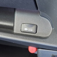 4698　令和4年式　ハイエース　DX　2WD　2000cc　ガソリン車　6人乗り　1.0万kmのサムネイル